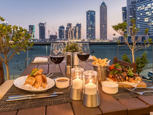 фотографии Radisson Blu Dubai Waterfront изображение №8