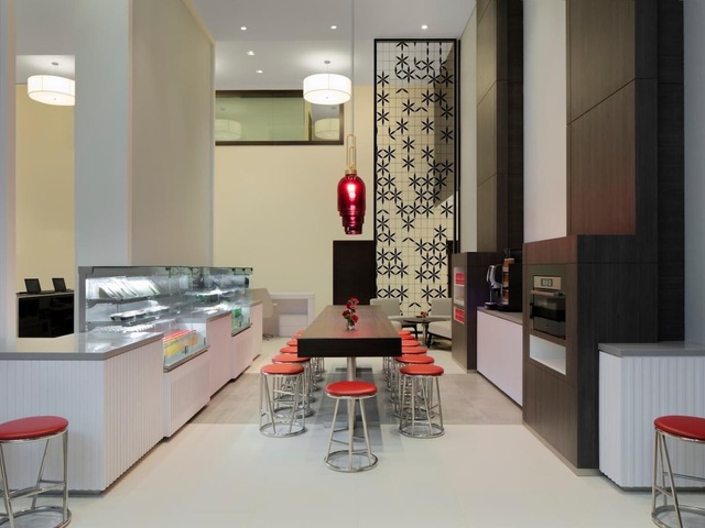фото Hyatt Place Dubai Jumeirah Residences изображение №26
