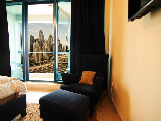 фото отеля Lux Bnb Jumeirah Lake Towers изображение №33