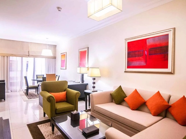 фото Mercure Dubai Barsha Heights Hotel Suites & Apartments (ех. Yassat Gloria Hotel Apartments) изображение №22