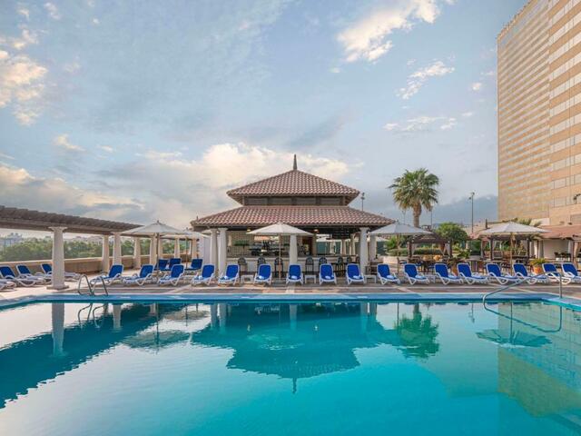 фото отеля Hyatt Regency Dubai изображение №1