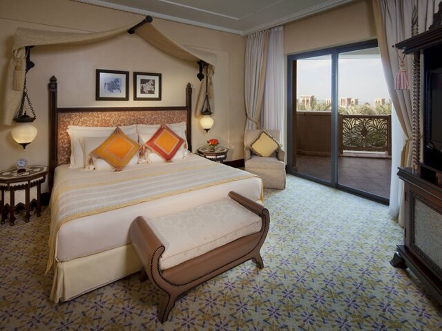 фотографии отеля Jumeirah Al Qasr изображение №11