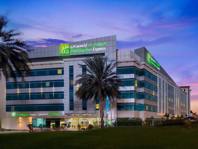 фото Holiday Inn Express Dubai Airport изображение №6