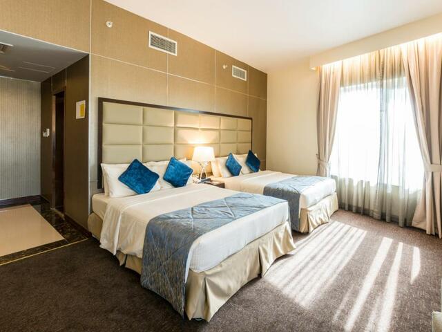 фото отеля Howard Johnson Bur Dubai (ex. Highland Hotel; Arif Castle) изображение №21