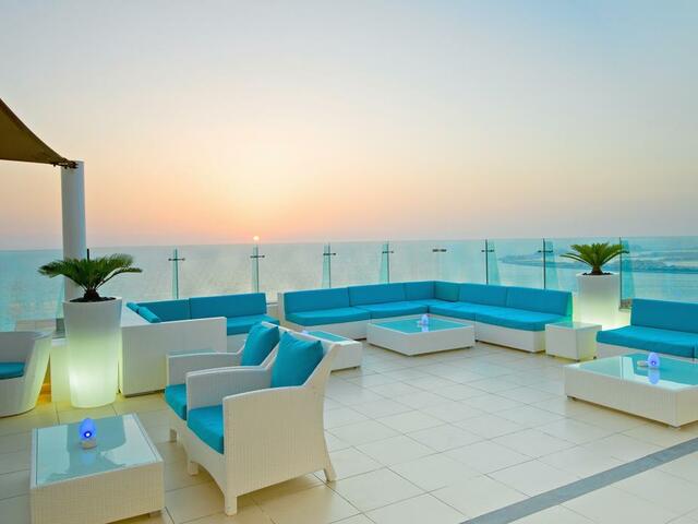 фото Hilton Dubai Jumeirah (ex. Hilton Dubai Jumeirah Beach) изображение №10