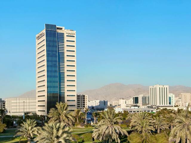 фото DoubleTree by Hilton Ras Al Khaimah изображение №14