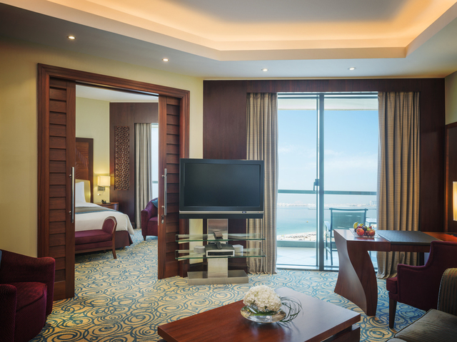 фото отеля Sofitel Dubai Jumeirah Beach изображение №25
