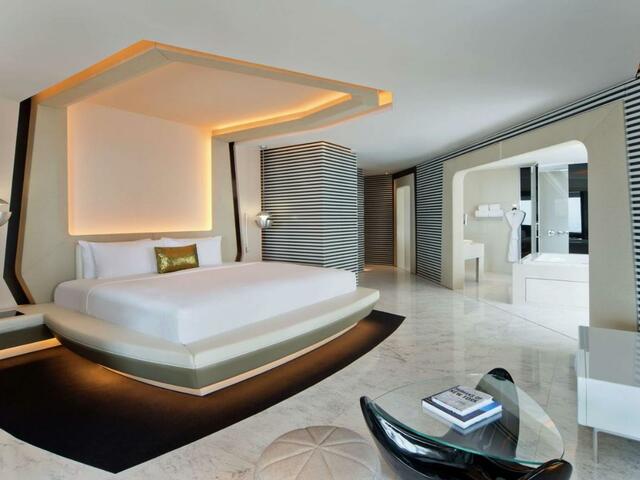 фотографии V Hotel Dubai, Curio Collection by Hilton (ex. W Dubai Al Habtoor City; Metropolitan Hotel) изображение №28