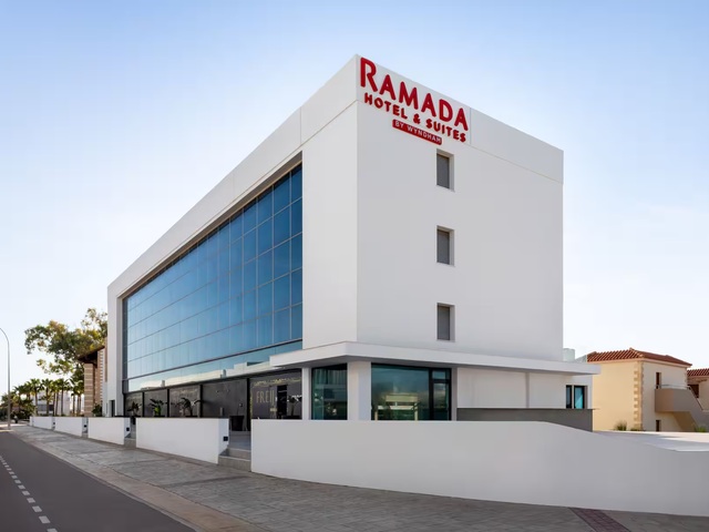 фото отеля Ramada Hotel & Suites By Wyndham Ayia Napa (ex. Freij Resort) изображение №29