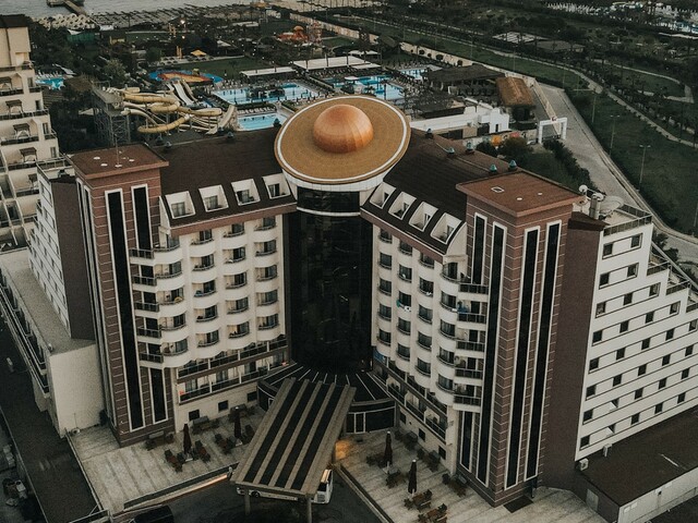 фото отеля Saturn Palace Resort изображение №9