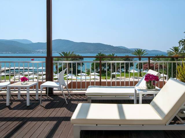 фото DoubleTree by Hilton Bodrum Isil Club Resort (ex. Coralia Club Milta)  изображение №46