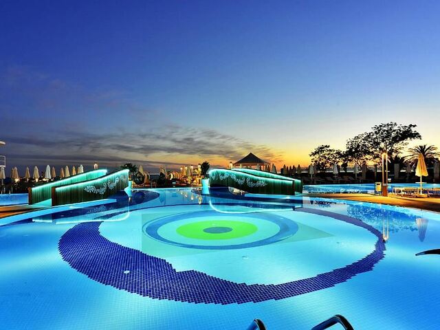 фото отеля Azura Deluxe Resort & Spa изображение №13