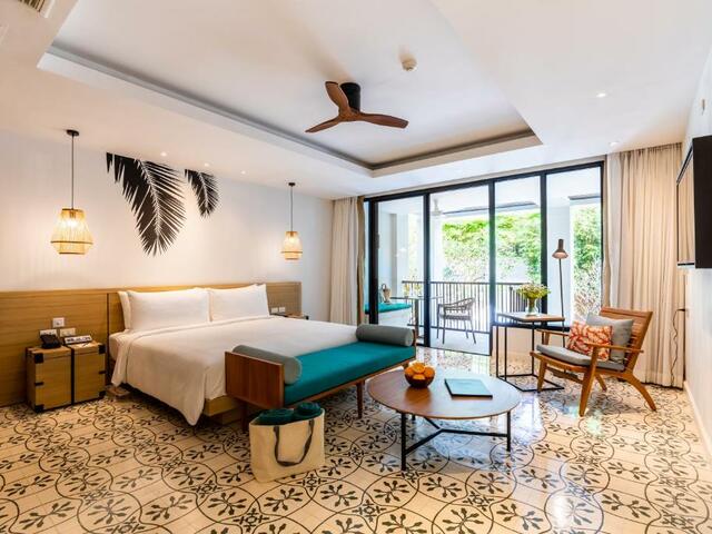 фотографии отеля Outrigger Surin Beach Resort (ex. Manathai Surin Phuket; Manathai Hotel & Resort) изображение №3