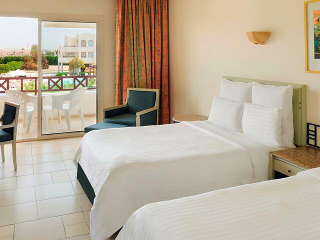 фото отеля Naama Bay Promenade Mountain Resort (ex. Marriott Resort Mountain) изображение №17