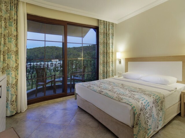 фотографии Green Bay Resort & Spa (ex. Crystal Green Bay Resort & Spa; Club Marverde) изображение №16