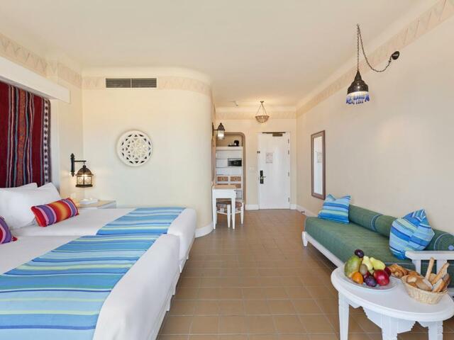 фото отеля Albatros Sands Port Ghalib (ex. Port Ghalib Resort; Crowne Plaza Sahara Oasis Port Ghalib) изображение №37