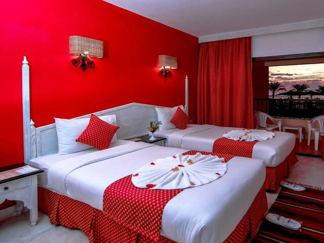 фото отеля Flamenco Beach & Resort изображение №9