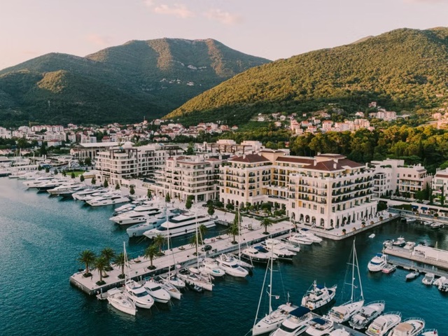 фото Regent Porto Montenegro изображение №2