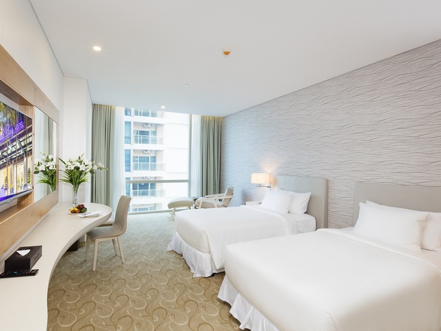 фото отеля Diamond Bay Hotel (ex. Hoan Cau Luxury Residence) изображение №5