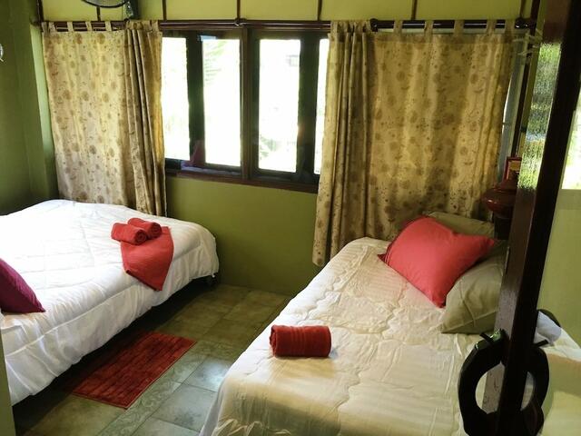фото отеля Shanti Lodge Bangkok изображение №21