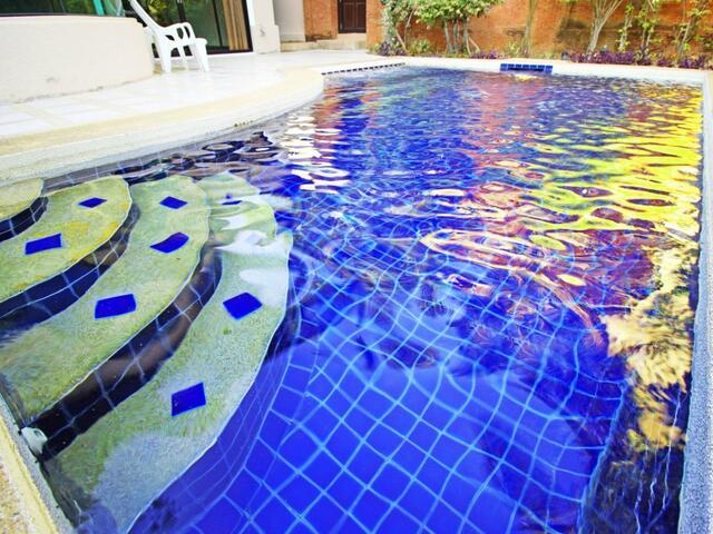 фотографии отеля Cosy Beach Pool Villas by Pattaya Sunny Rentals изображение №11