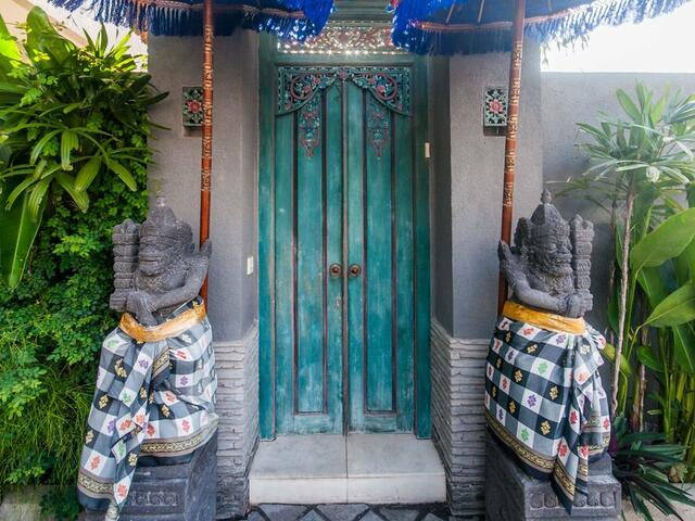 фото отеля Villa Ikobana Bali изображение №1