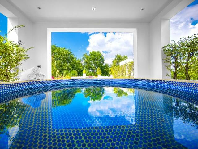 фото отеля Hollywood Pool Villa Jomtien Pattaya изображение №29