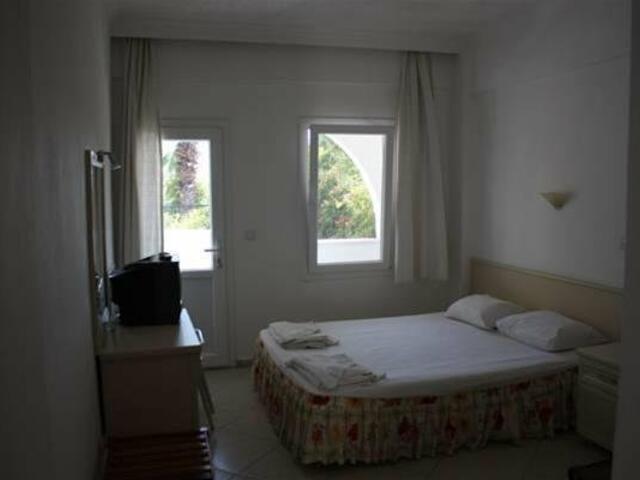 фото отеля Bitez Deniz Hotel изображение №1