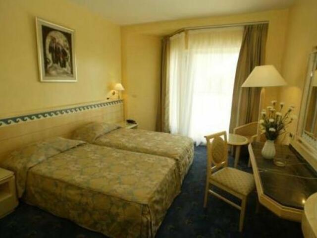 фотографии отеля Nahrawess Hotel & Spa Resort изображение №27