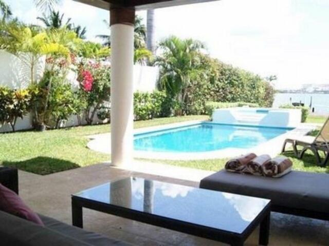 фотографии отеля Cancun Caribbean Luxury Bed & Breakfast изображение №7