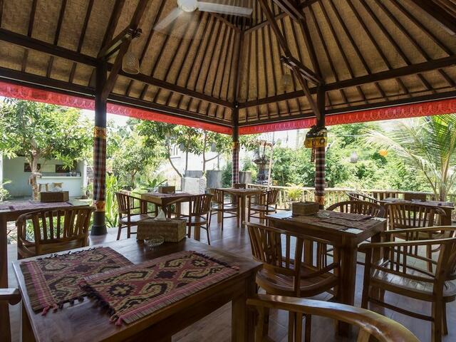 фото Naradas Homestay Lembongan изображение №6