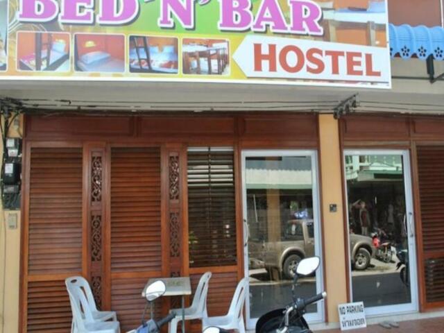 фото отеля Bed 'n' Bar Hostel изображение №1