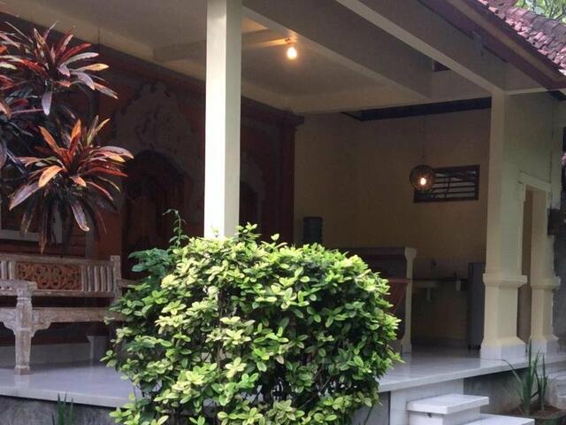 фотографии отеля Bali Guest Villas изображение №11
