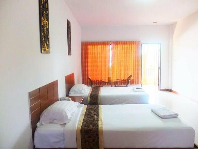 фото отеля Phaiphannarat Resort изображение №1