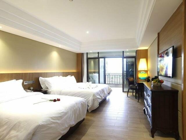 фото отеля Haikou Huangma Holiday Island Style Hotel изображение №17