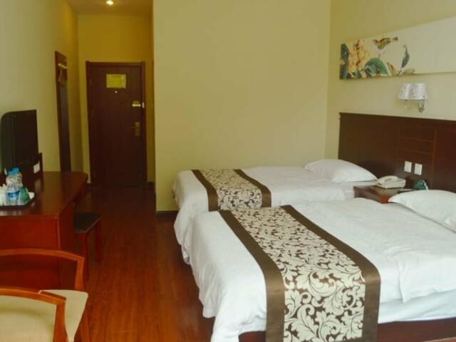 фото отеля GreenTree Alliance SanYa SanyaBay Hedong Road Hotel изображение №17