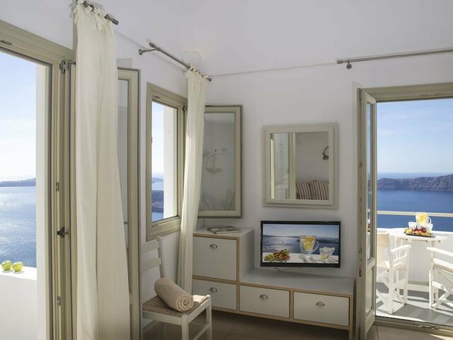 фото отеля Irida Santorini изображение №25