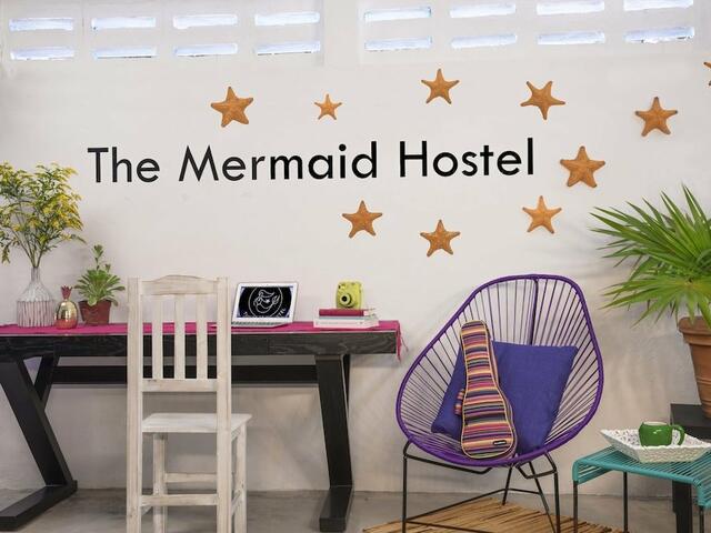 фото The Mermaid Hostel Downtown - Adults Only изображение №6