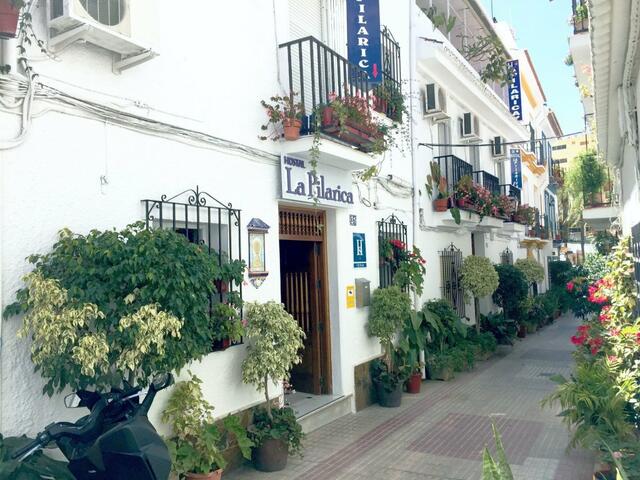 фото отеля Hostal La Pilarica изображение №1