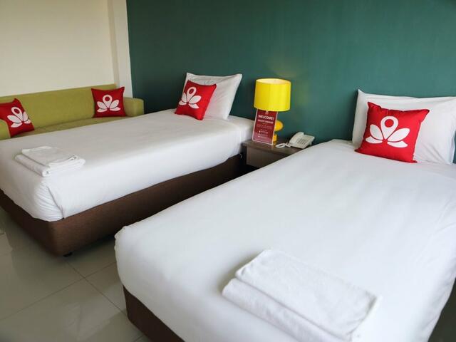 фото отеля ZEN Rooms Thappraya Road изображение №1