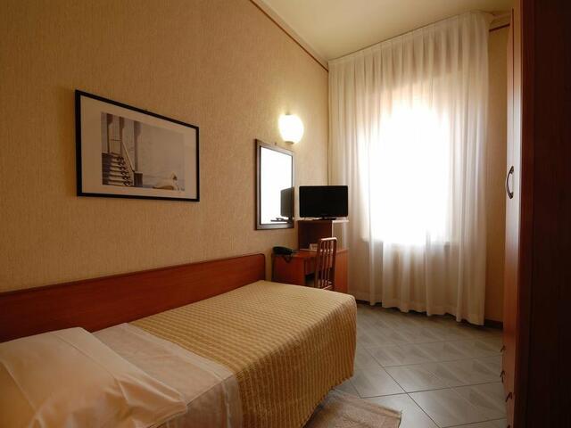 фото Hotel Ravenna изображение №18