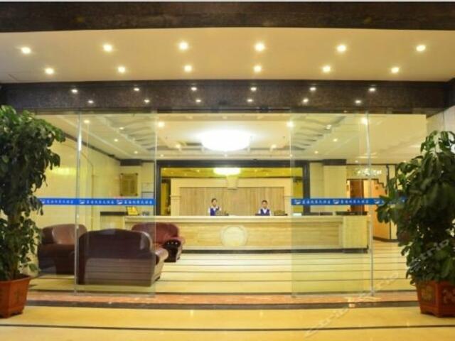 фотографии отеля Lanhai Hongtai Hotel изображение №11