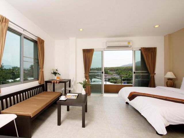 фото отеля Chaofa West Suites изображение №13