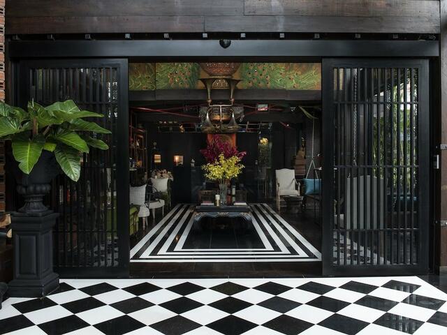 фото отеля Dhevi Bangkok Hotel изображение №1