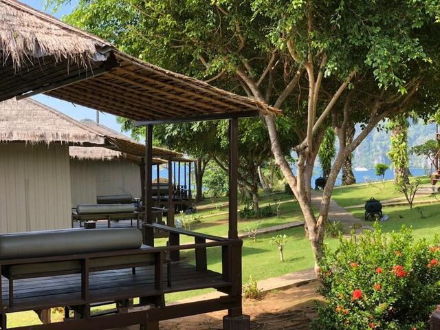 фотографии отеля HIP Seaview Resort at Phi Phi изображение №11