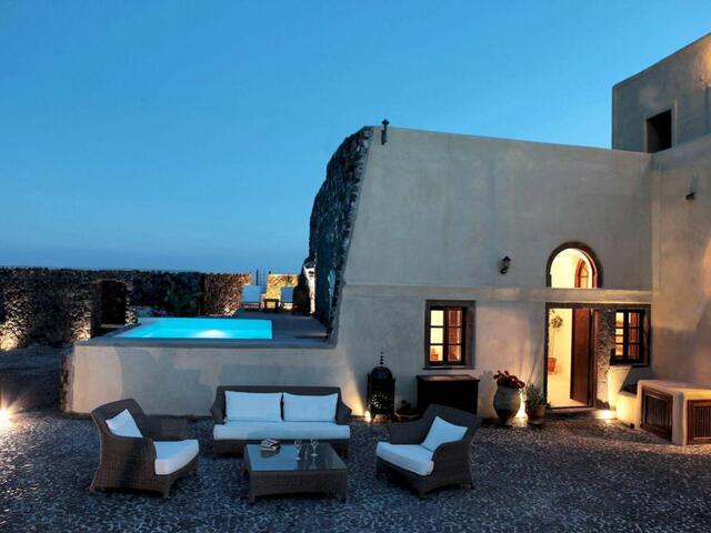 фото отеля Santorini Heritage Villas изображение №1