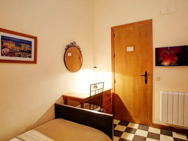 фотографии Malaga Lodge Guesthouse изображение №28