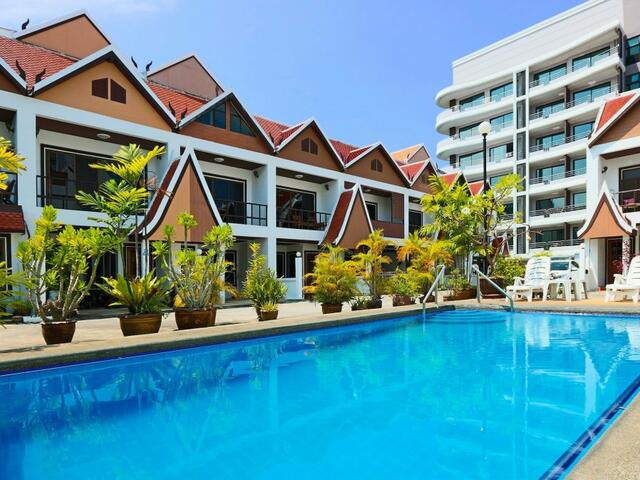 фото отеля Corrib Village South Beach Beach Pattaya изображение №5