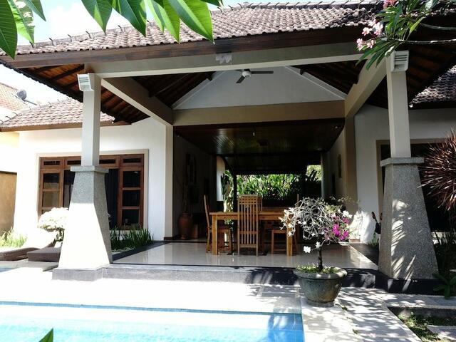 фото Gracia Bali Villas & Apartment изображение №2