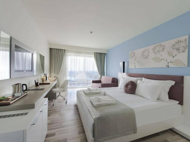 фотографии отеля Club Mersin Beach Hotel изображение №23